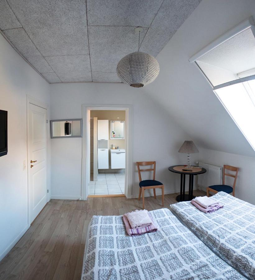 Louiselund Bed & Breakfast ฮาเดอร์สเลฟ ภายนอก รูปภาพ