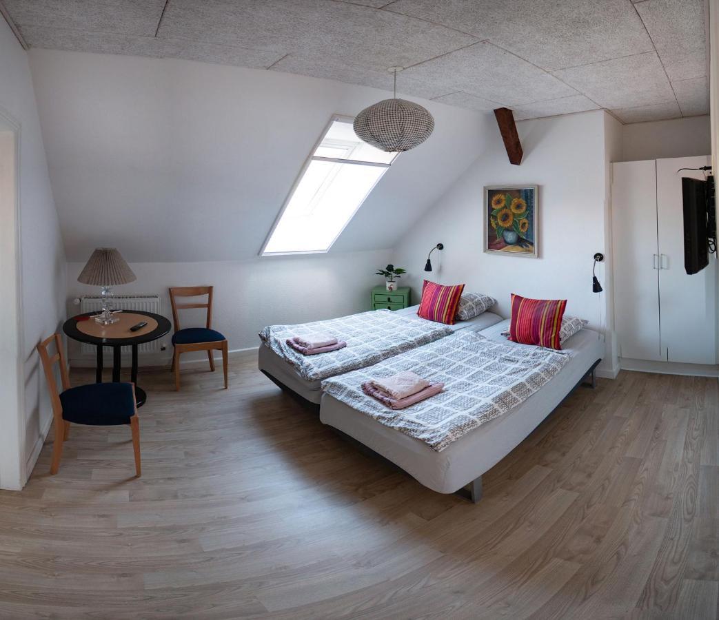 Louiselund Bed & Breakfast ฮาเดอร์สเลฟ ภายนอก รูปภาพ